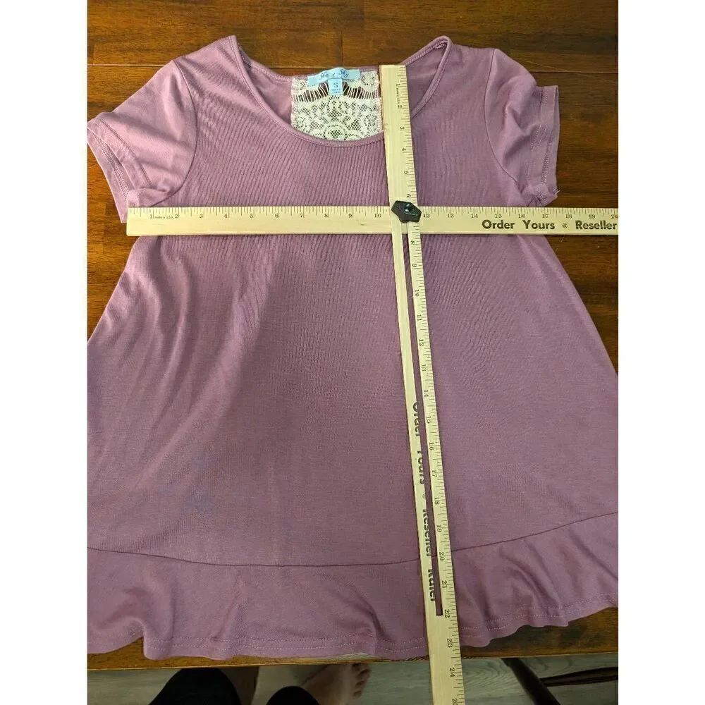 She + Sky Knit Ruffle Lace Lined Insert Back Short Sleeves Women's Size Small - Picture 5 of 5